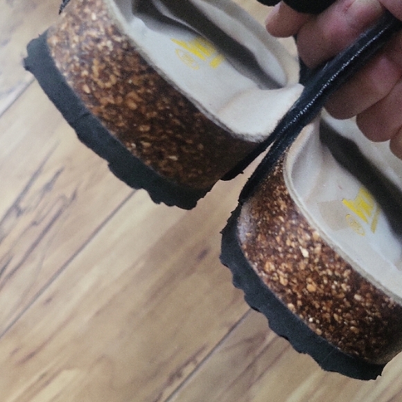 Viking Comfort Revolution Shoes - Picture 5 of 5